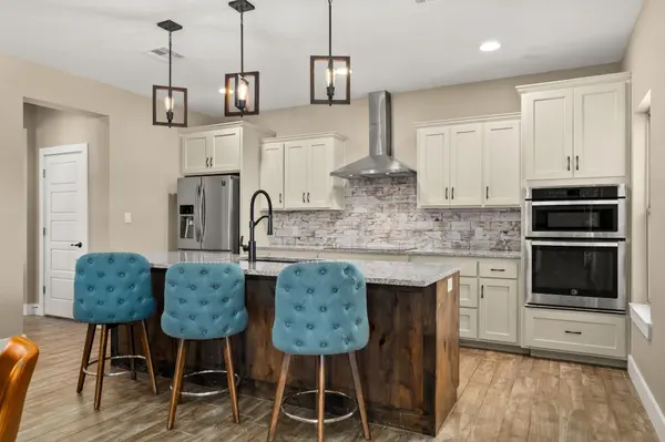 208 County Road 100, Burnet, TX 78611
