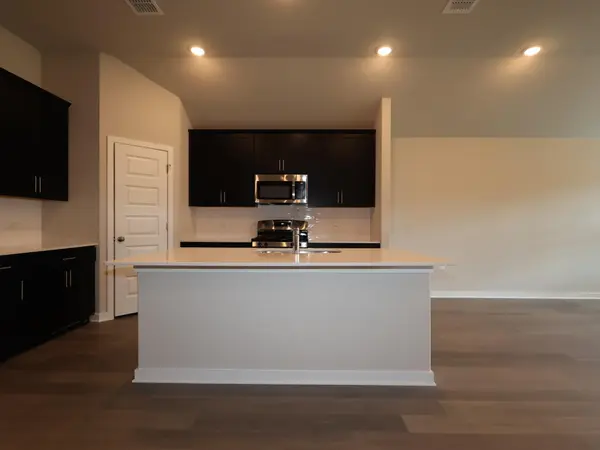 9317 Furman DR, Austin, TX 78747