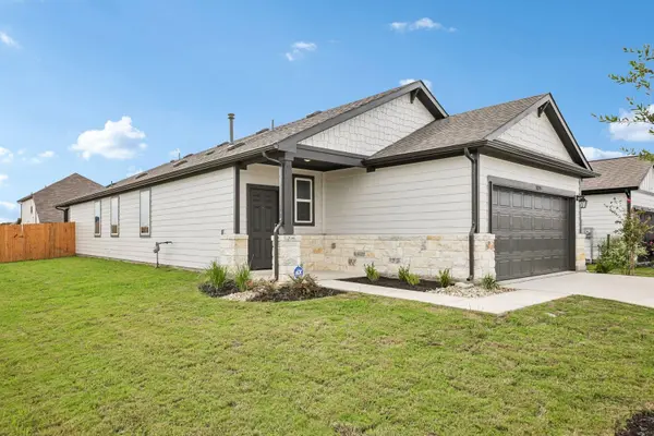 103 Two Bits, Elgin, TX 78621