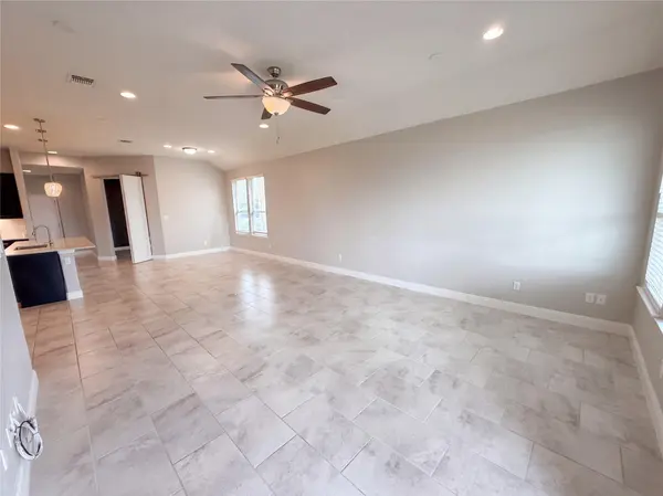 306 Duroc DR, Hutto, TX 78634