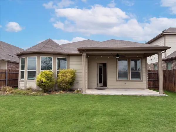 306 Duroc DR, Hutto, TX 78634