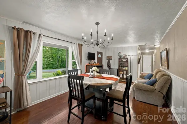4753 Calico RD, Lenoir, NC 28645