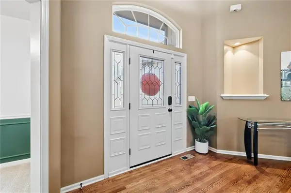 9451 N Adrian AVE, Kansas City, MO 64154