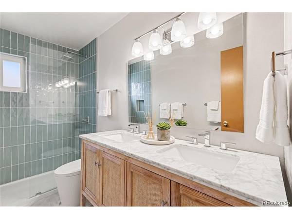 1890 S Monaco, Denver, CO 80224