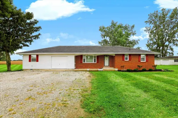 8223 E US 35 HWY, Losantville, IN 47354