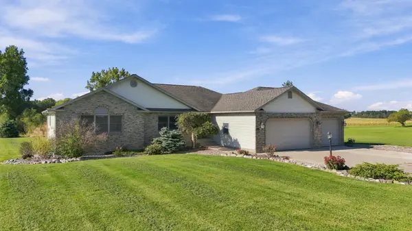 2551 E Metz RD, Angola, IN 46703