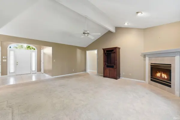 5600 W Sun Point DR, Muncie, IN 47304
