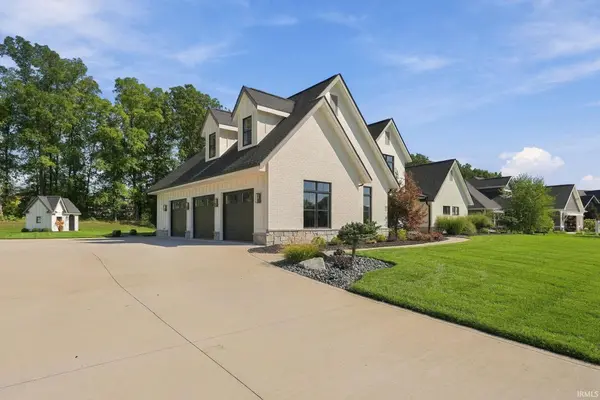 13644 Aslan Passage, Fort Wayne, IN 46845