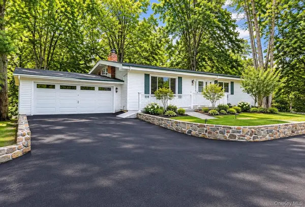 252 Watch Hill RD, Cortlandt Manor, NY 10567