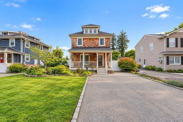 52 Lee AVE, Patchogue, NY 11772