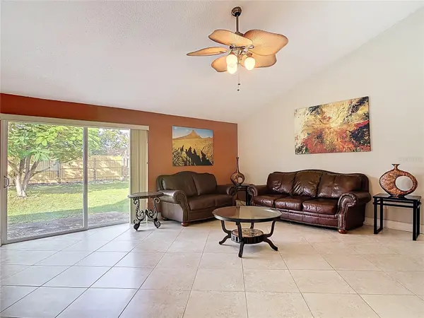 1051 ALAMEDA DR, Longwood, FL 32750