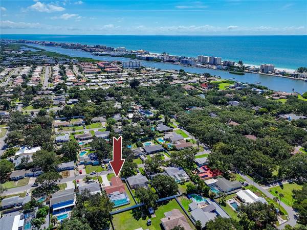 14803 SUNSET DR, Largo, FL 33774