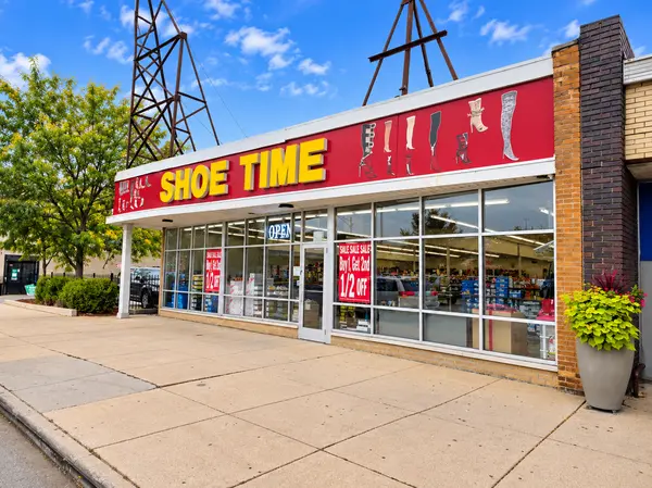 8533 S Cottage Grove AVE, Chicago, IL 60619
