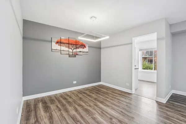 263 S Clubhouse DR #312, Palatine, IL 60074