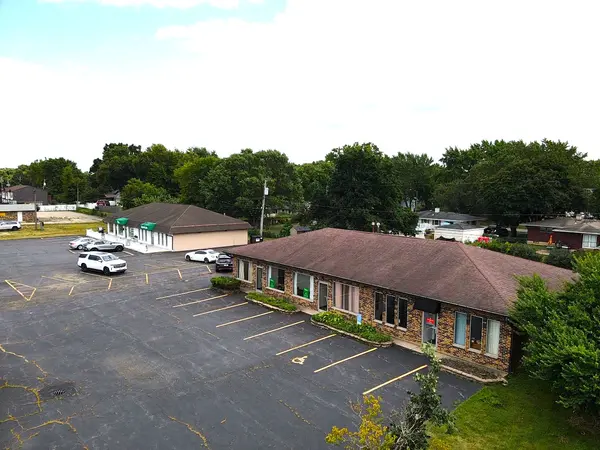 4901 W Elm ST, Mchenry, IL 60050