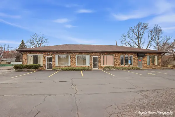 4901 W Elm ST, Mchenry, IL 60050