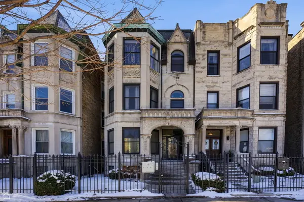 4736 S Prairie AVE, Chicago, IL 60615