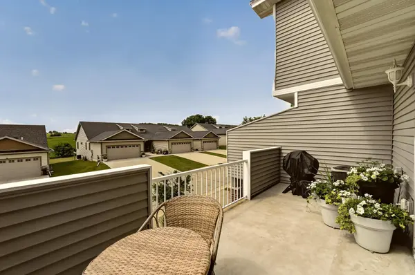687 Shardlow PL NE, Byron, MN 55920