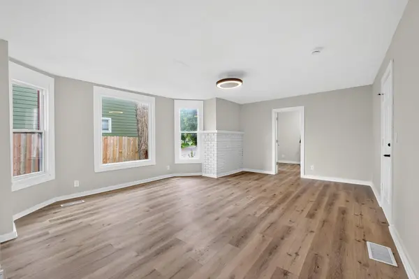 2218 Irving AVE N, Minneapolis, MN 55411