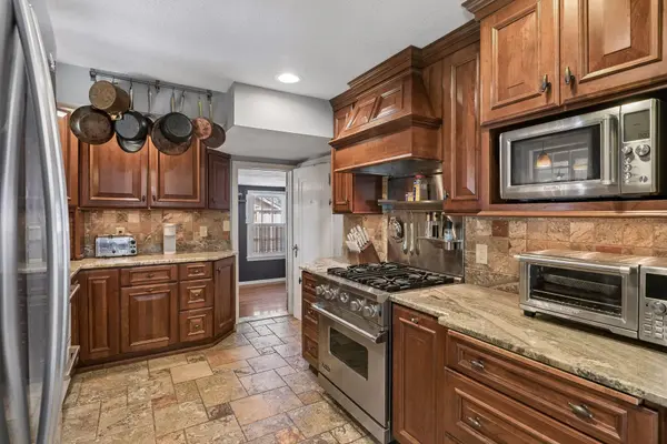 1789 Asbury ST, Falcon Heights, MN 55113