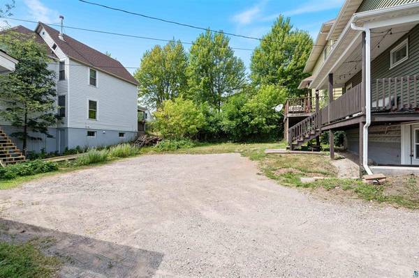 203 S 18th AVE E, Duluth, MN 55812