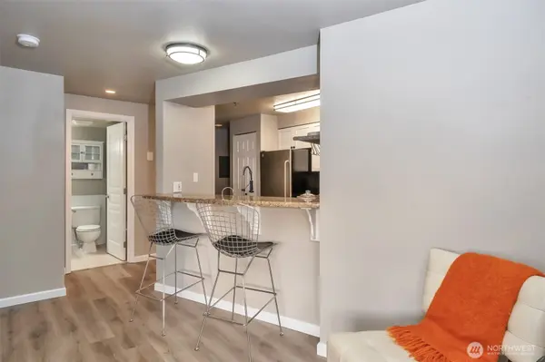 530 Melrose AVE E #601, Seattle, WA 98102