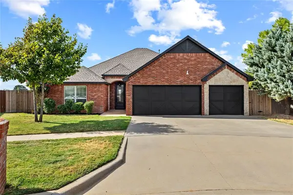 2425 Pumpkin LN, Weatherford, OK 73096