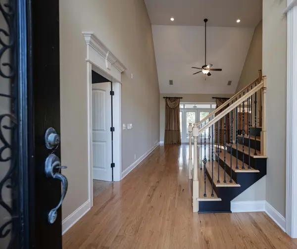 107 Wyndham Cv, Murfreesboro, TN 37129