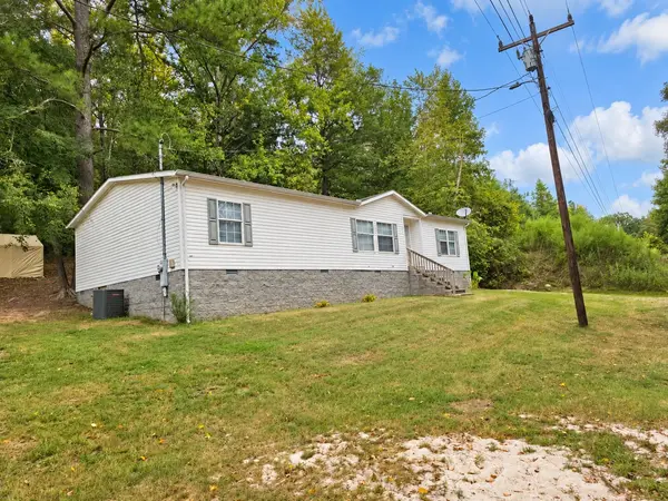 225 Pineview Rd, Linden, TN 37096