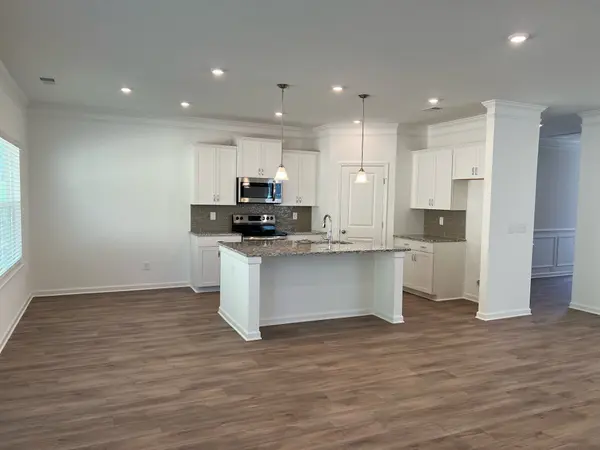 216 Hanson Ln, Columbia, TN 38401
