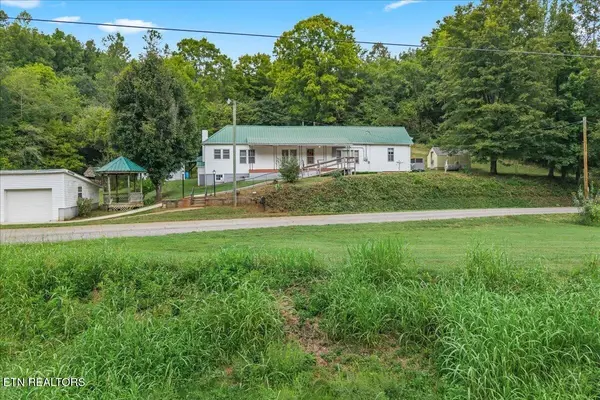 1352 Wilson Station Rd, Englewood, TN 37329