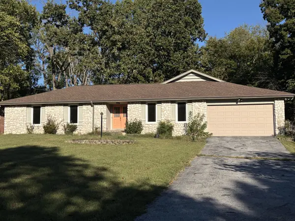 1250 S Farm Road 205, Springfield, MO 65809