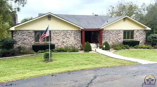 6257 West Lake RD, Ozawkie, KS 66070