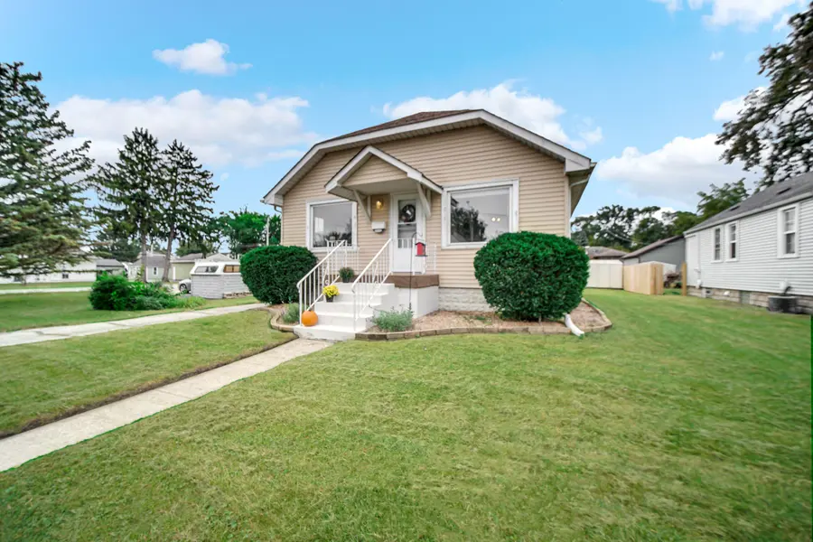 3446 Highway AVE, Highland, IN 46322