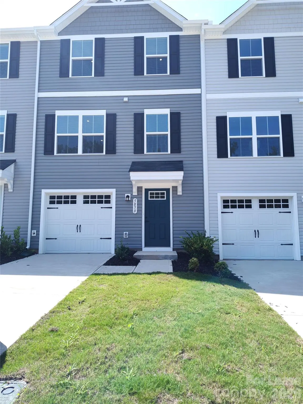 5850 Granbury DR, Kannapolis, NC 28081