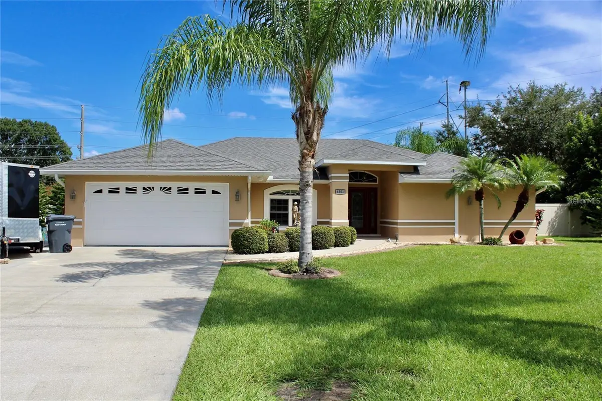 6301 NEAMATHLA DR, Lakeland, FL 33813