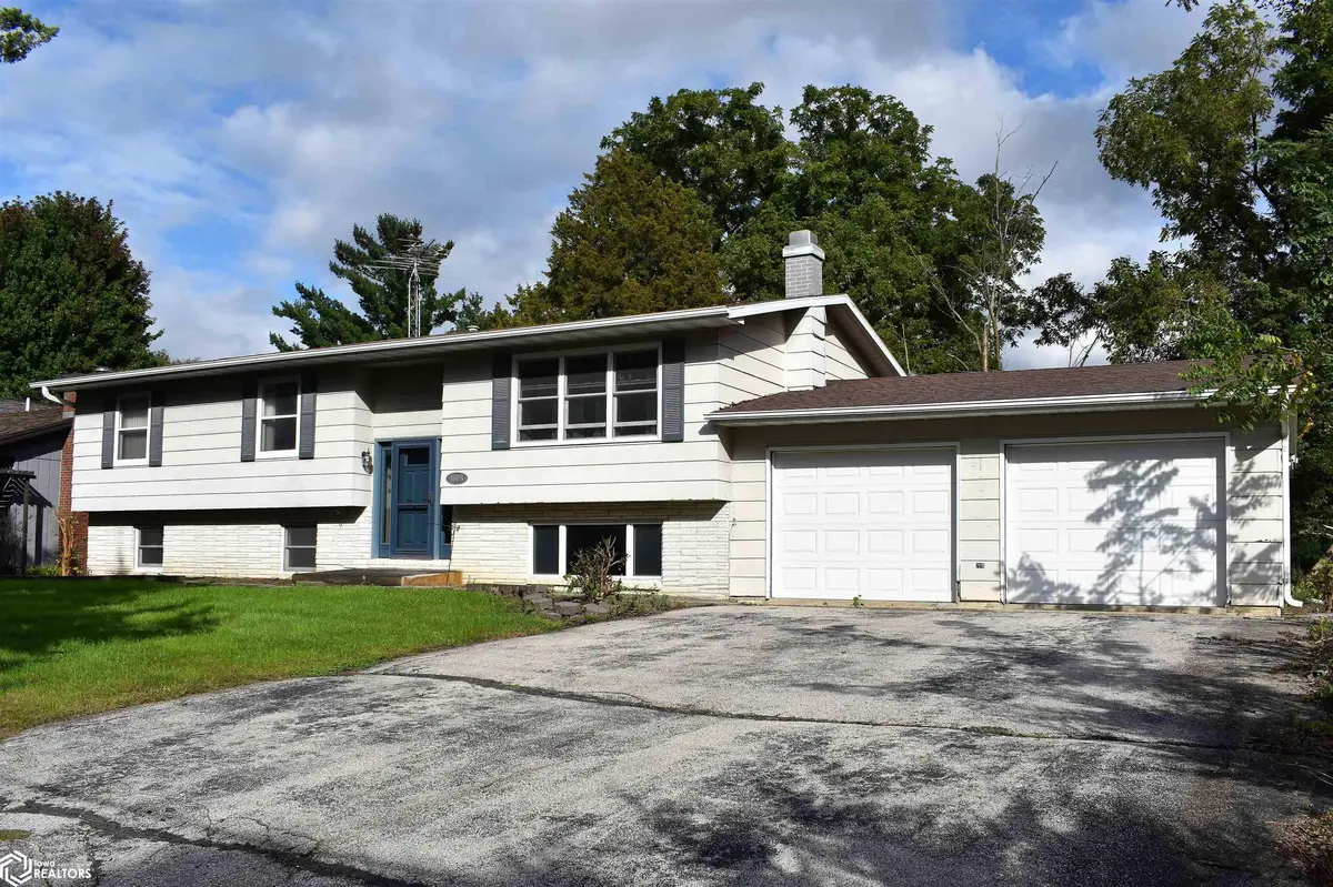 1608 Crescent, Iowa Falls, IA 50126