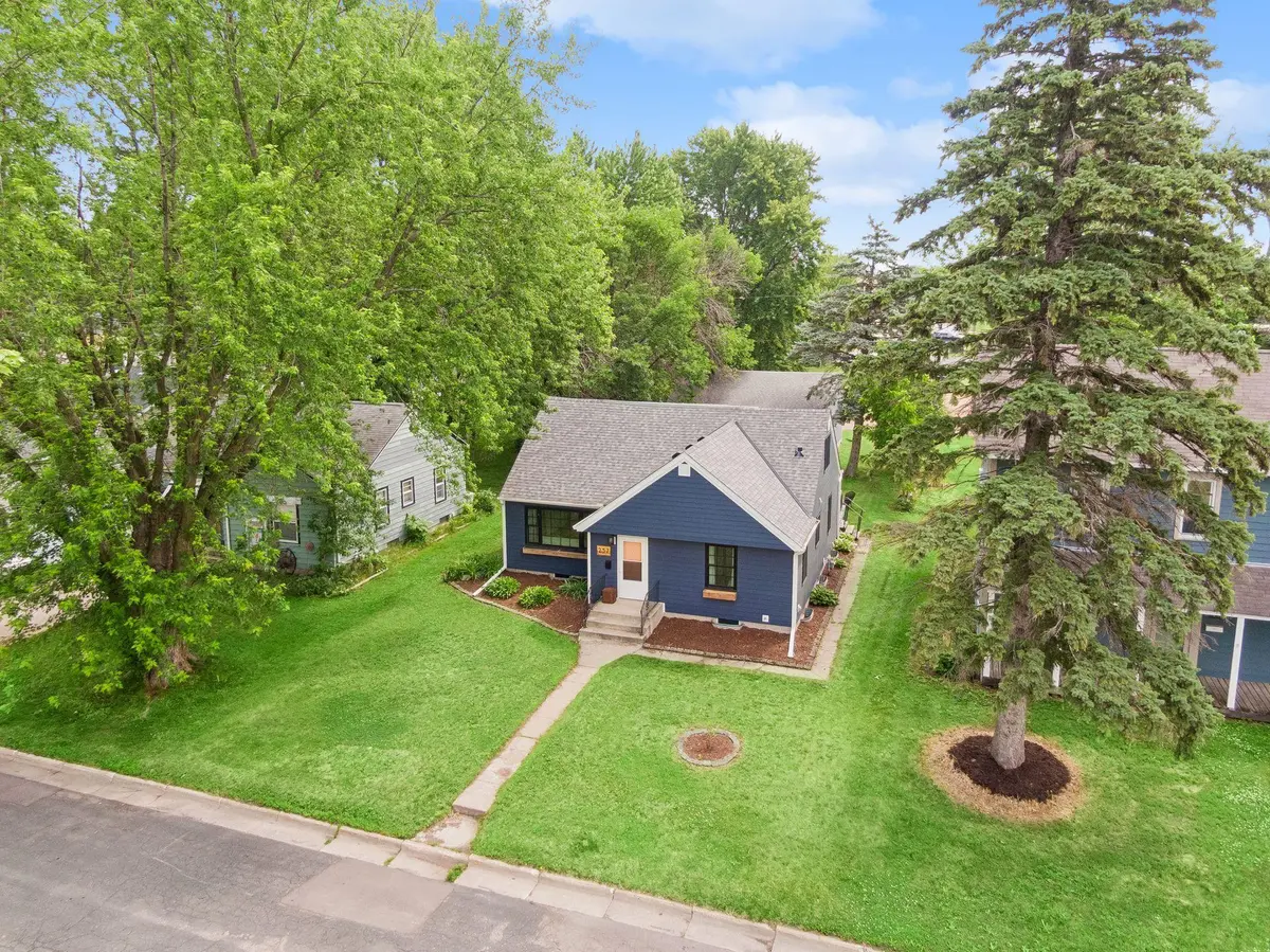 257 S Orange ST, Waconia, MN 55387