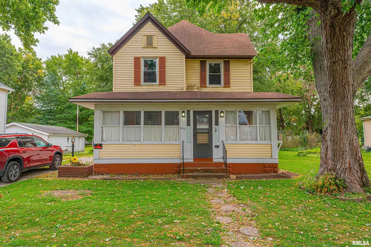 417 W ELM ST, Mason City, IL 62664