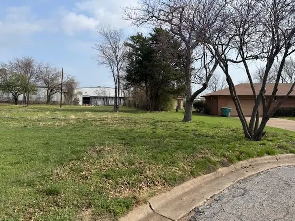 1617 E Nall Street, Sherman, TX 75090