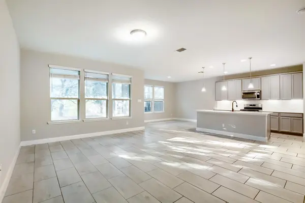 1051 Kenney Fort XING #49, Round Rock, TX 78665