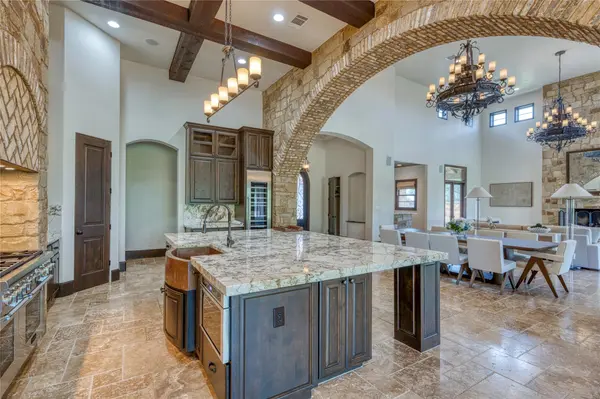 444 La Serena LOOP, Horseshoe Bay, TX 78657