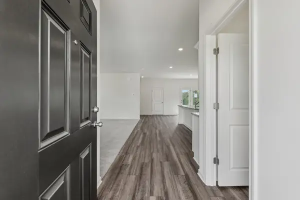 500 McFadin WAY, Taylor, TX 76574