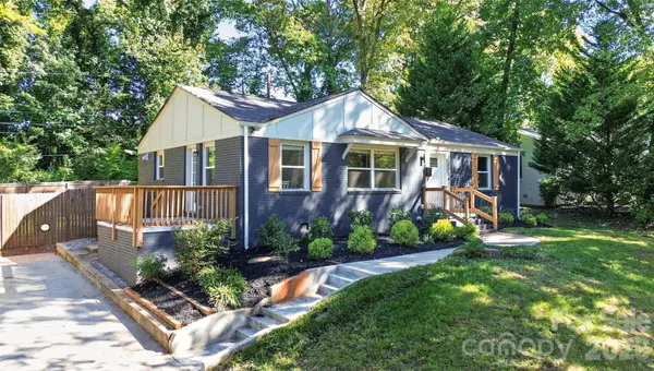 2736 Royston RD, Charlotte, NC 28208