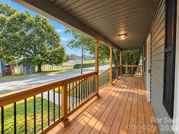 303 N Rose AVE, Kannapolis, NC 28083