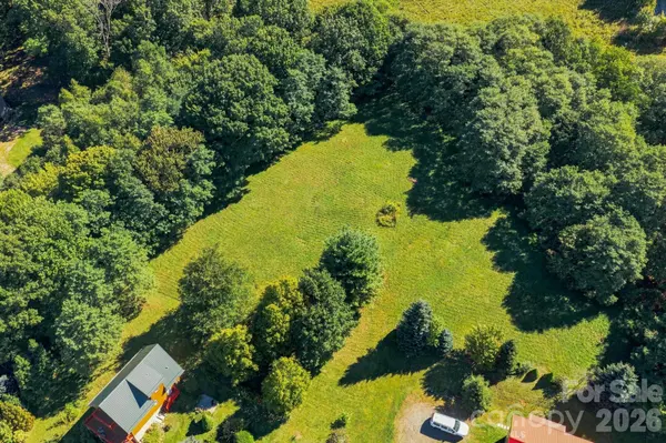 190 Camelot DR, Banner Elk, NC 28604