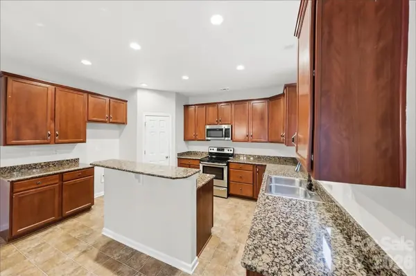 3041 Kilbeggan DR, Clover, SC 29710
