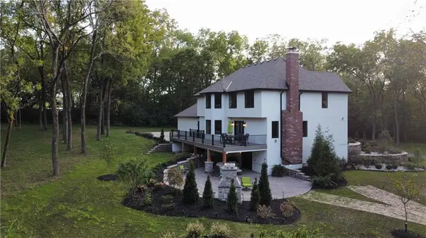 12015 State Route 7 HWY, Lee's Summit, MO 64086