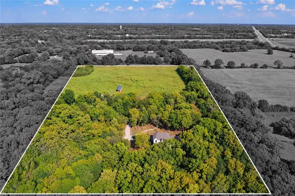 12015 State Route 7 HWY, Lee's Summit, MO 64086