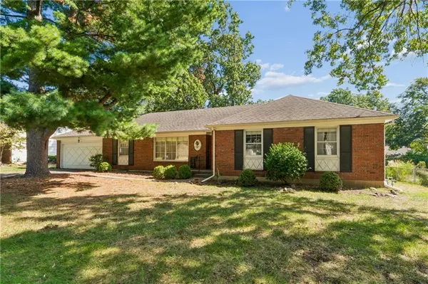 6441 Woodson DR, Mission, KS 66202
